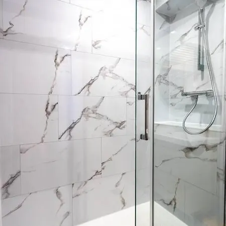 Διαμέρισμα L'elegant / Sauna / 24h/24h *